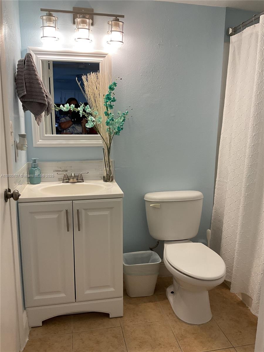 FAIRWAY GREENS CONDO HOME - Residential