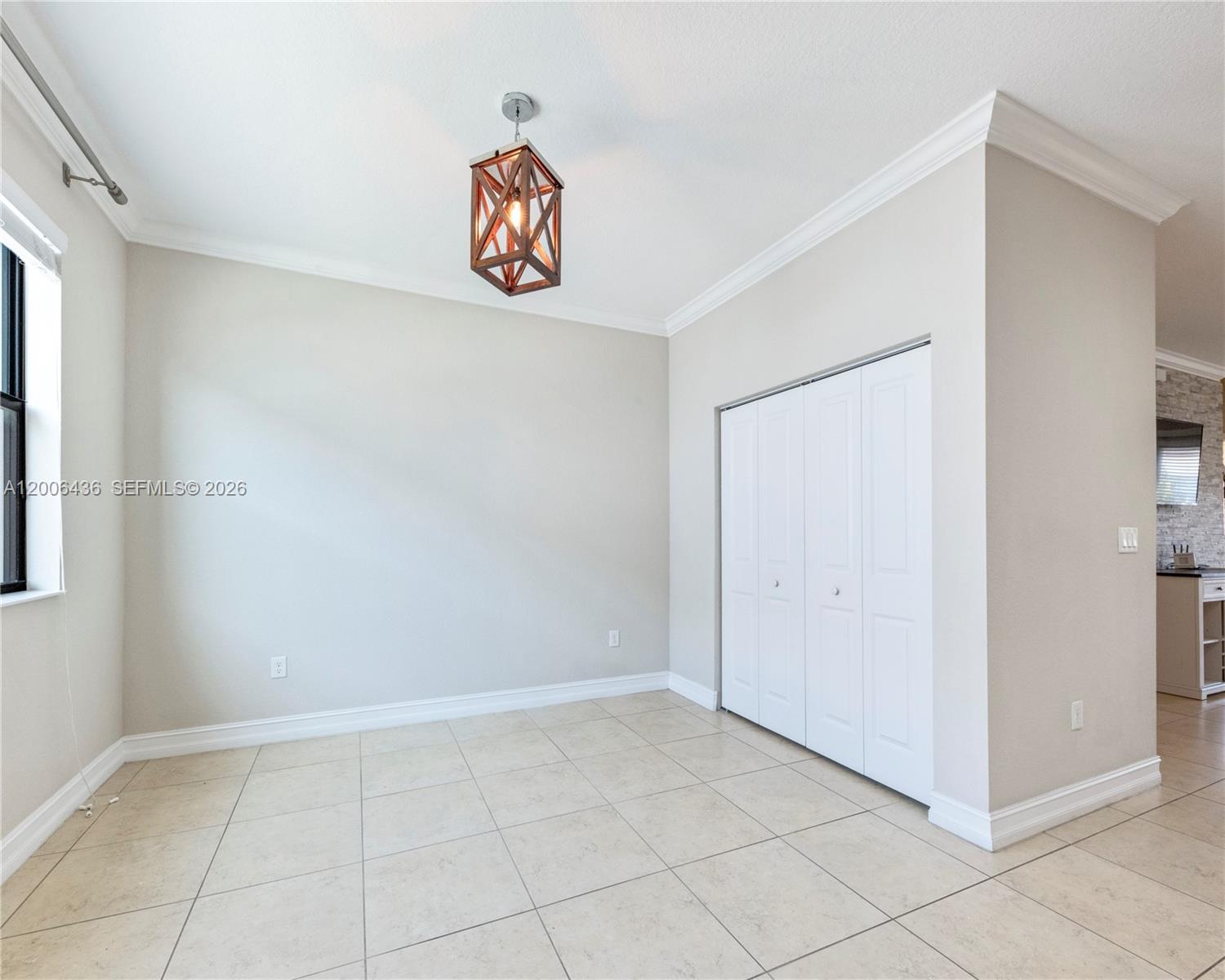 PEMBROKE LAKES SOUTH - Residential