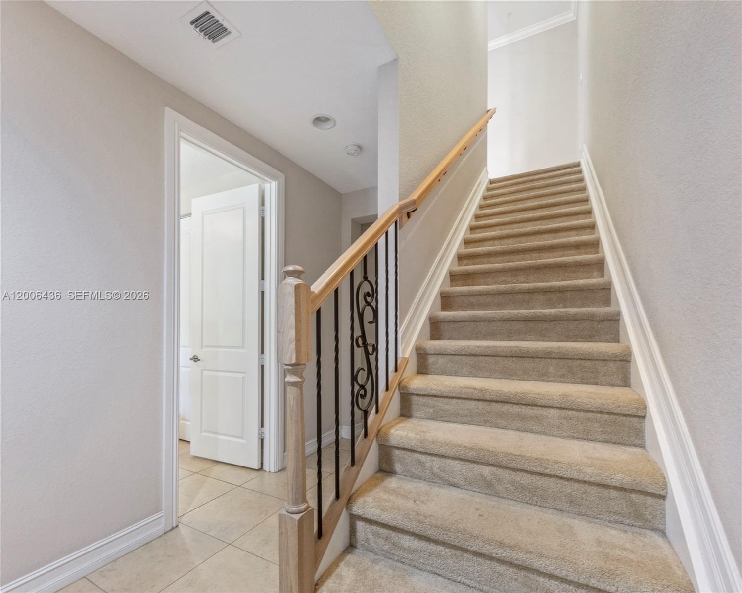 PEMBROKE LAKES SOUTH - Residential