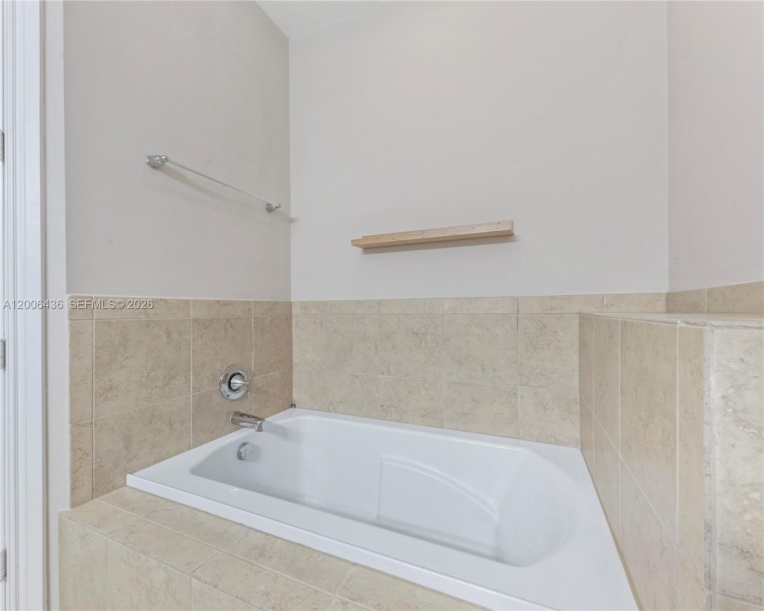 PEMBROKE LAKES SOUTH - Residential