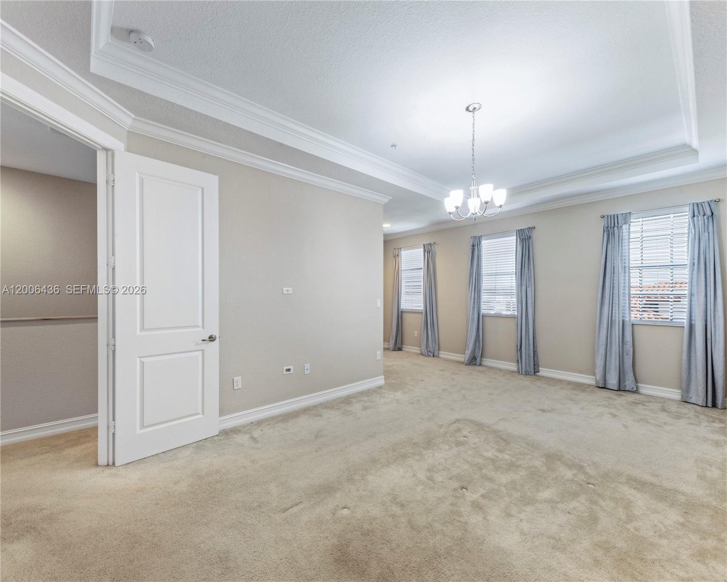 PEMBROKE LAKES SOUTH - Residential