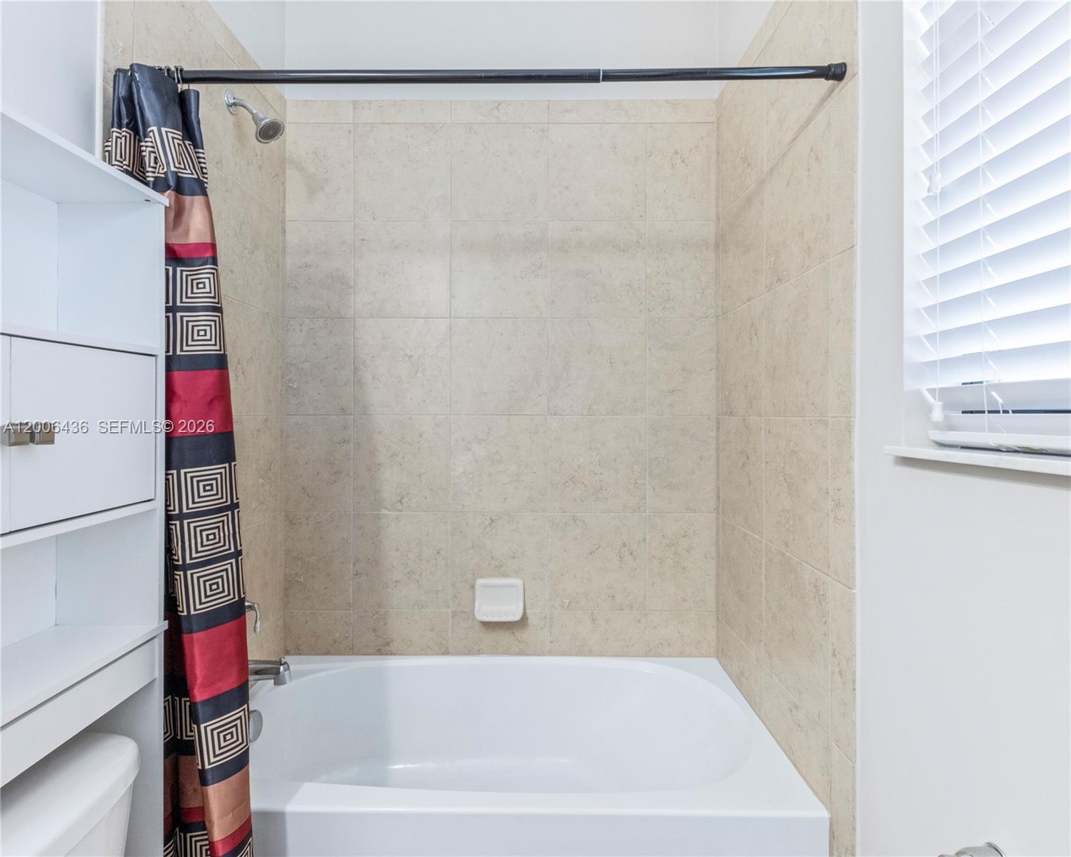 PEMBROKE LAKES SOUTH - Residential