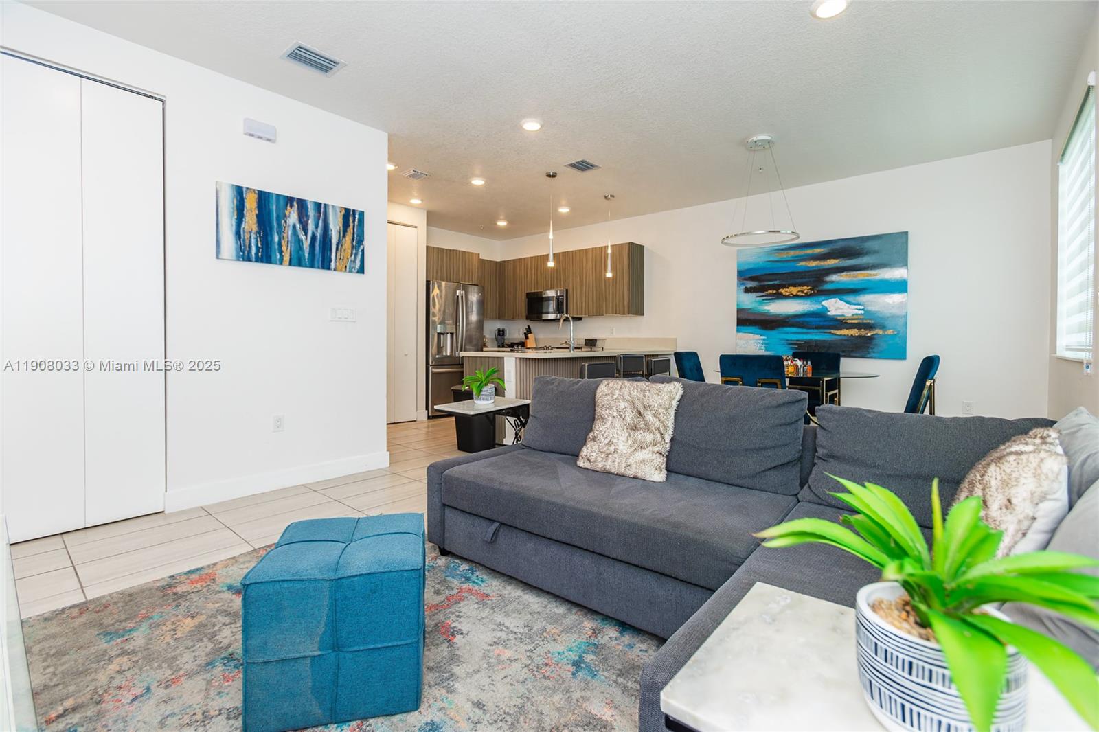 LANDMARK AT DORAL CONDO N - Residential Lease