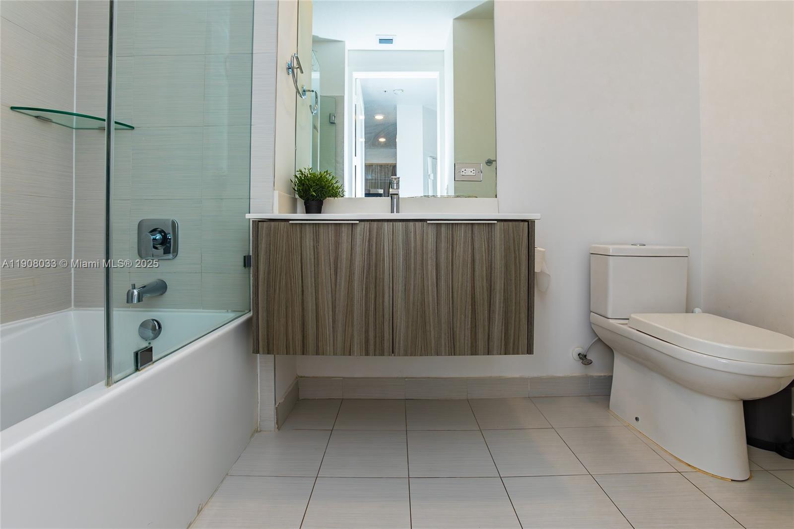 LANDMARK AT DORAL CONDO N - Residential Lease