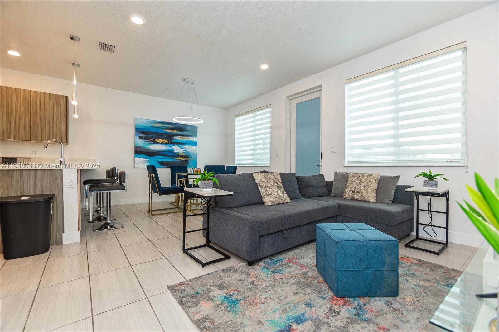 LANDMARK AT DORAL CONDO N - Residential Lease