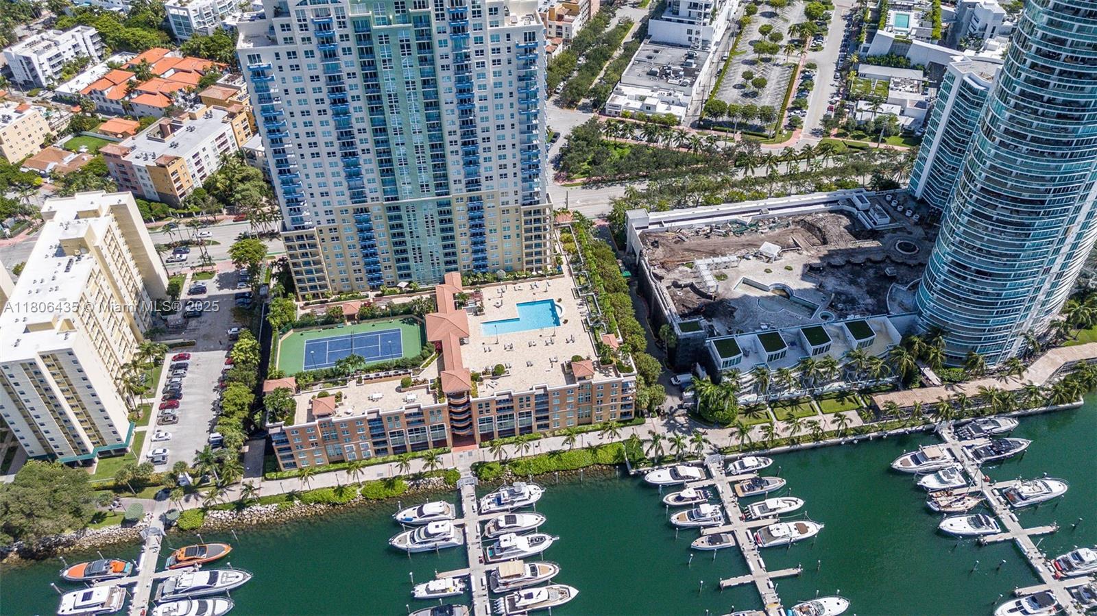 YACHT CLUB AT PORTOFINO C - Residential