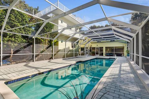 A home in Plantation Key