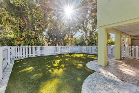 A home in Plantation Key