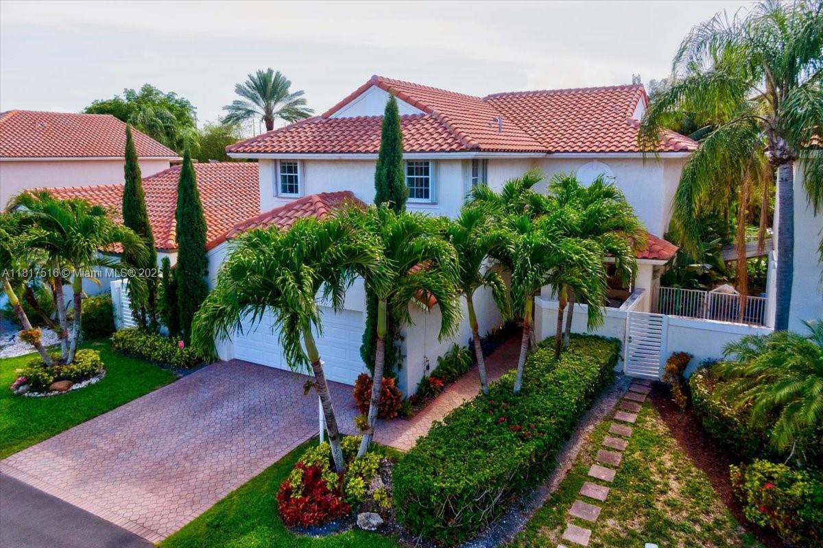 Property for Sale at 5186 Nw 106th Ave, Doral, Miami-Dade County, Florida - Bedrooms: 4 
Bathrooms: 3  - $1,325,000