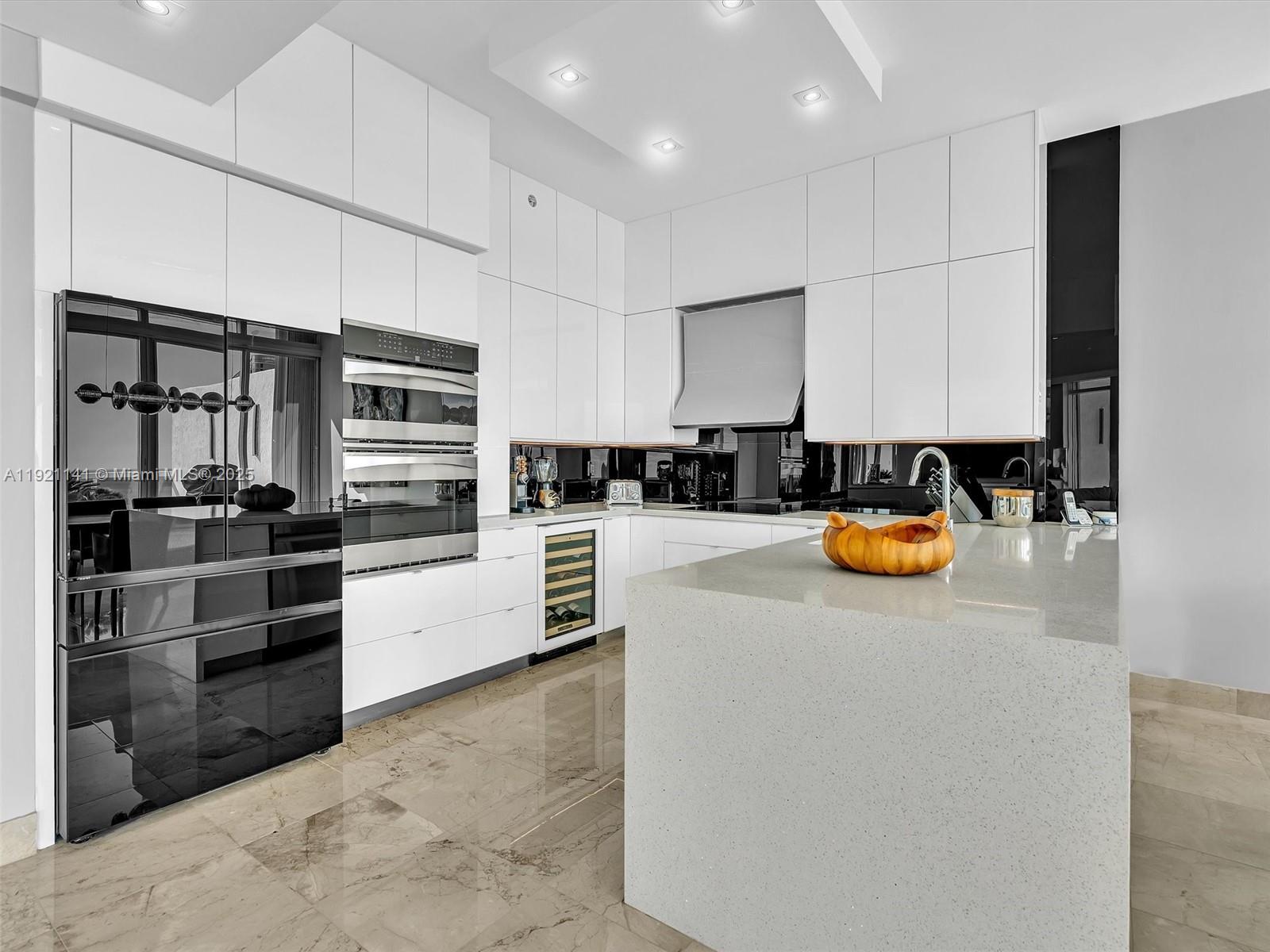 OCEANIA V CONDO - Residential Lease