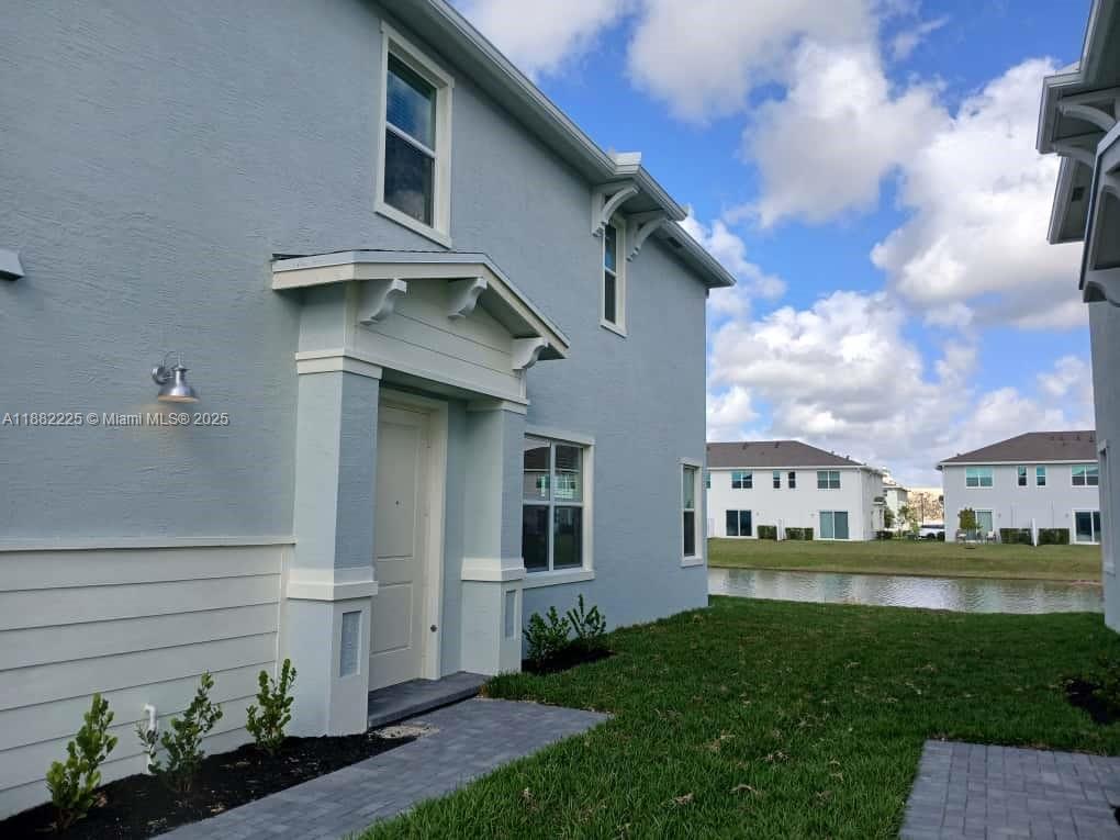 VERANDA PLAT NO. 9 - Residential Lease
