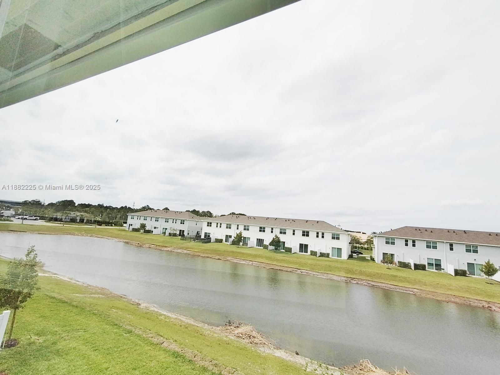 VERANDA PLAT NO. 9 - Residential Lease