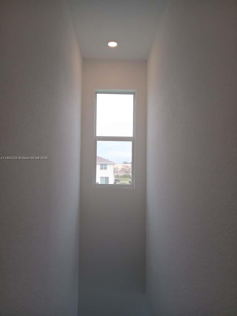 VERANDA PLAT NO. 9 - Residential Lease