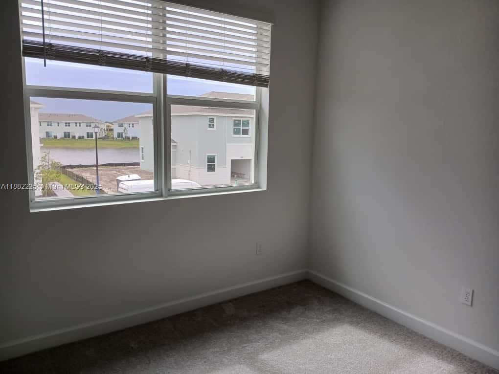 VERANDA PLAT NO. 9 - Residential Lease