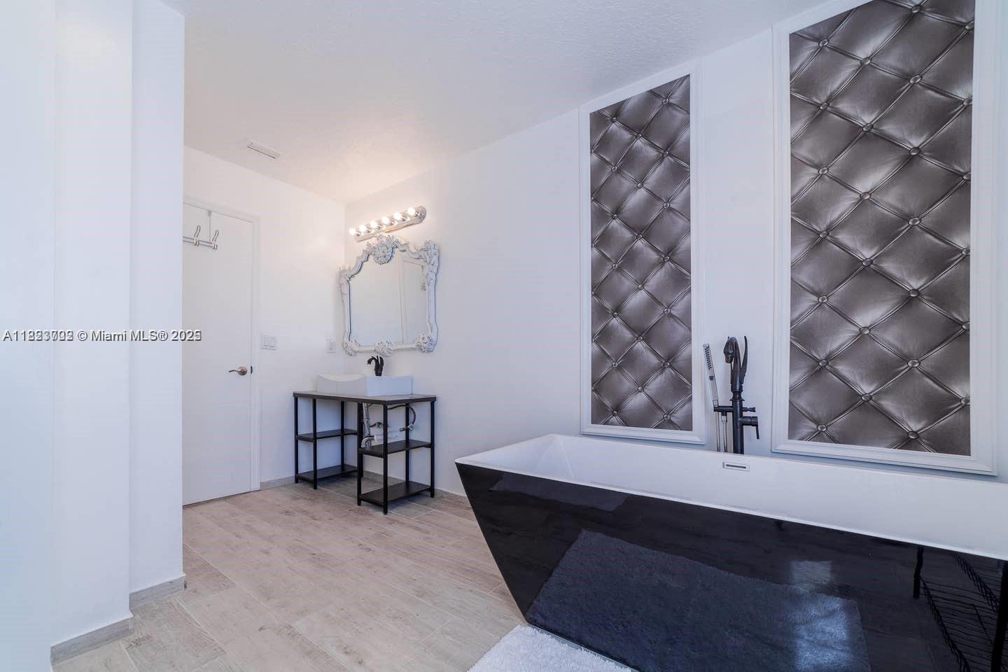 CENTRAL DANIA HEIGHTS - Residential