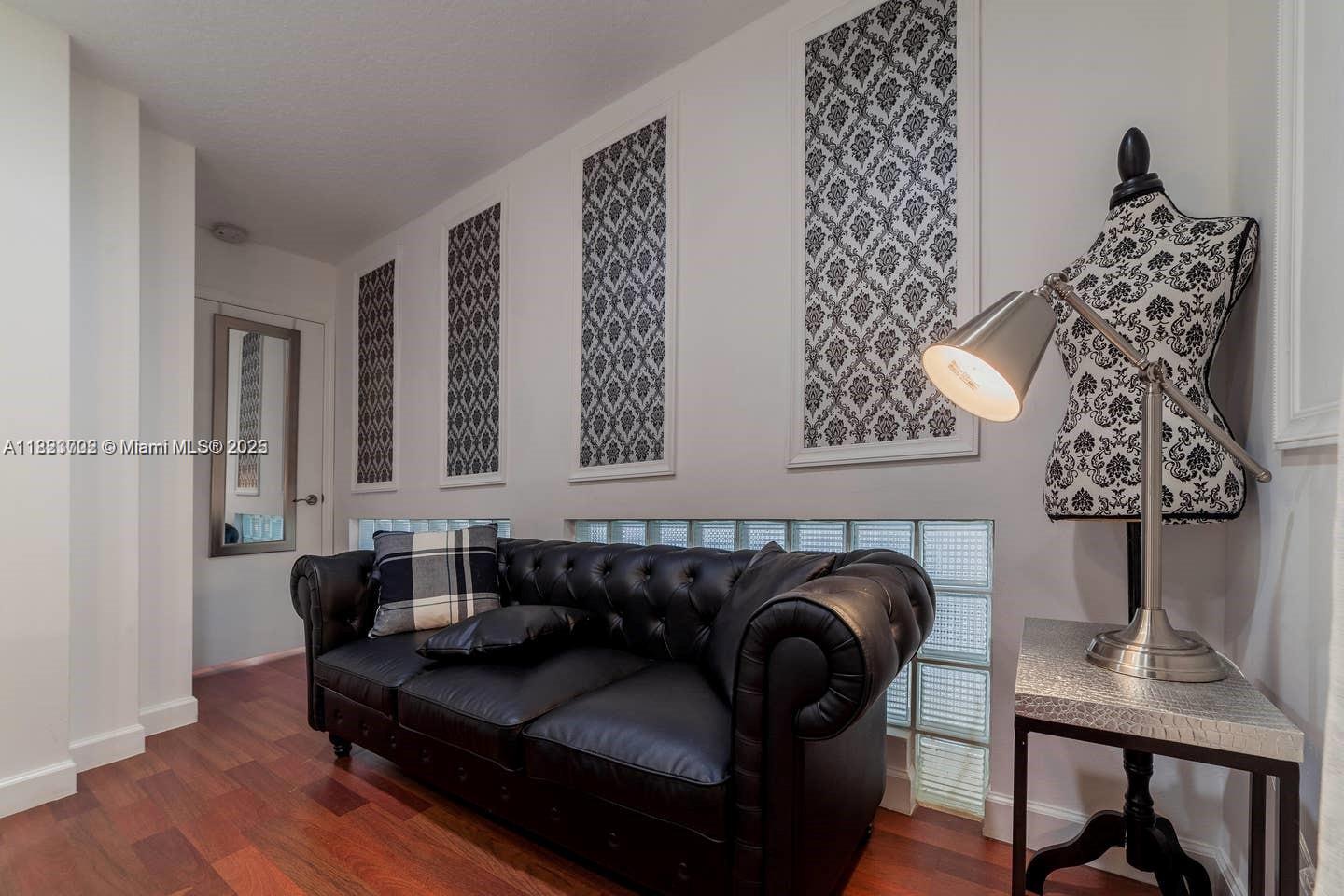 CENTRAL DANIA HEIGHTS - Residential