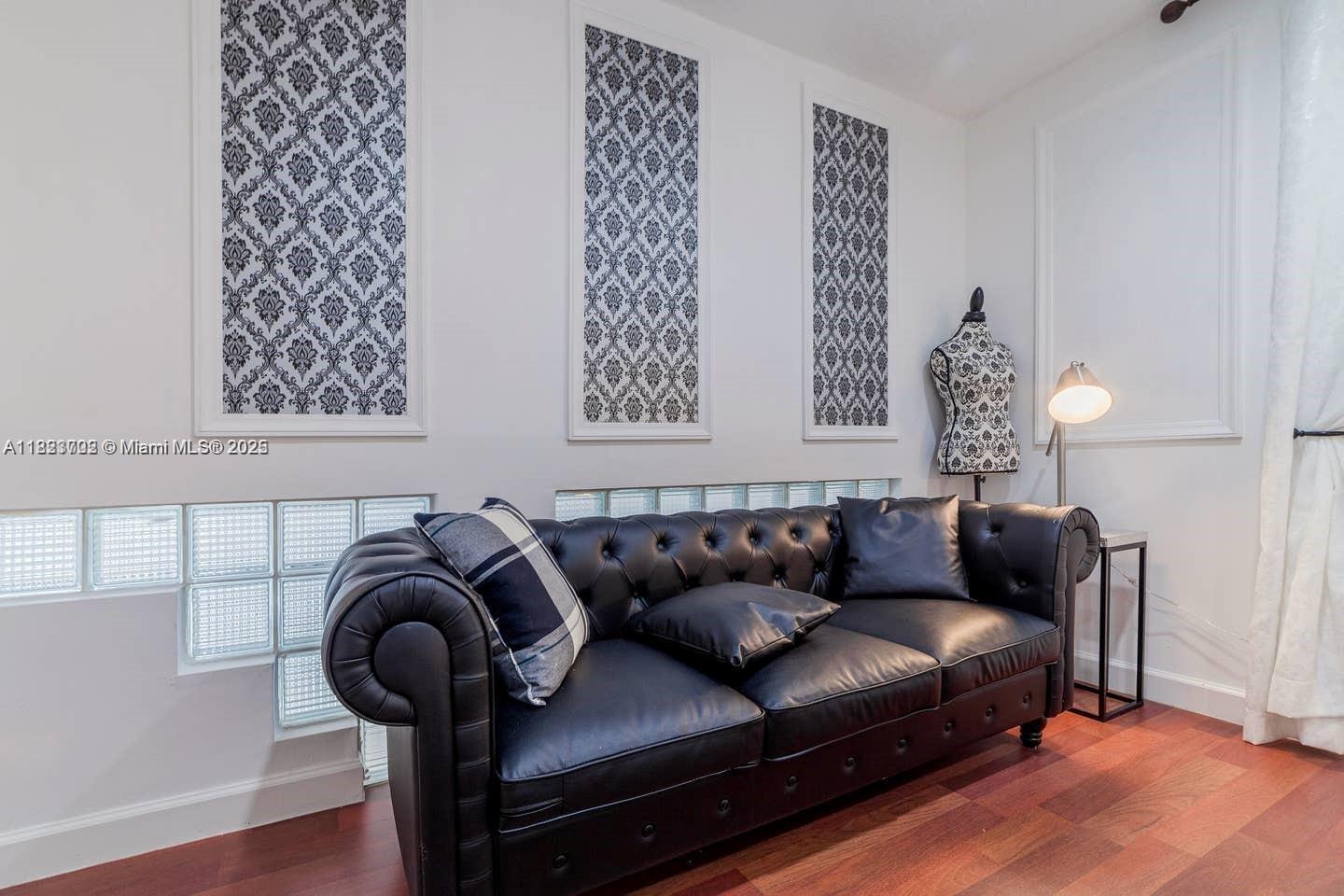 CENTRAL DANIA HEIGHTS - Residential