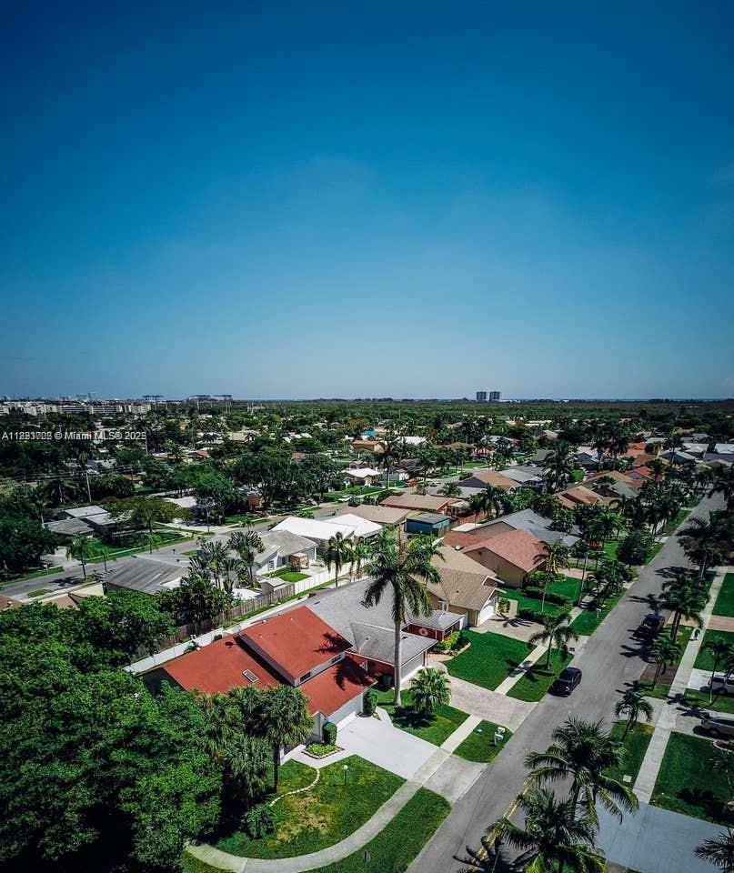CENTRAL DANIA HEIGHTS - Residential