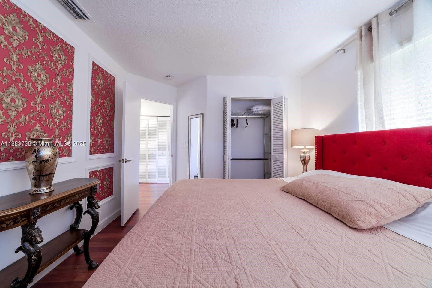 CENTRAL DANIA HEIGHTS - Residential