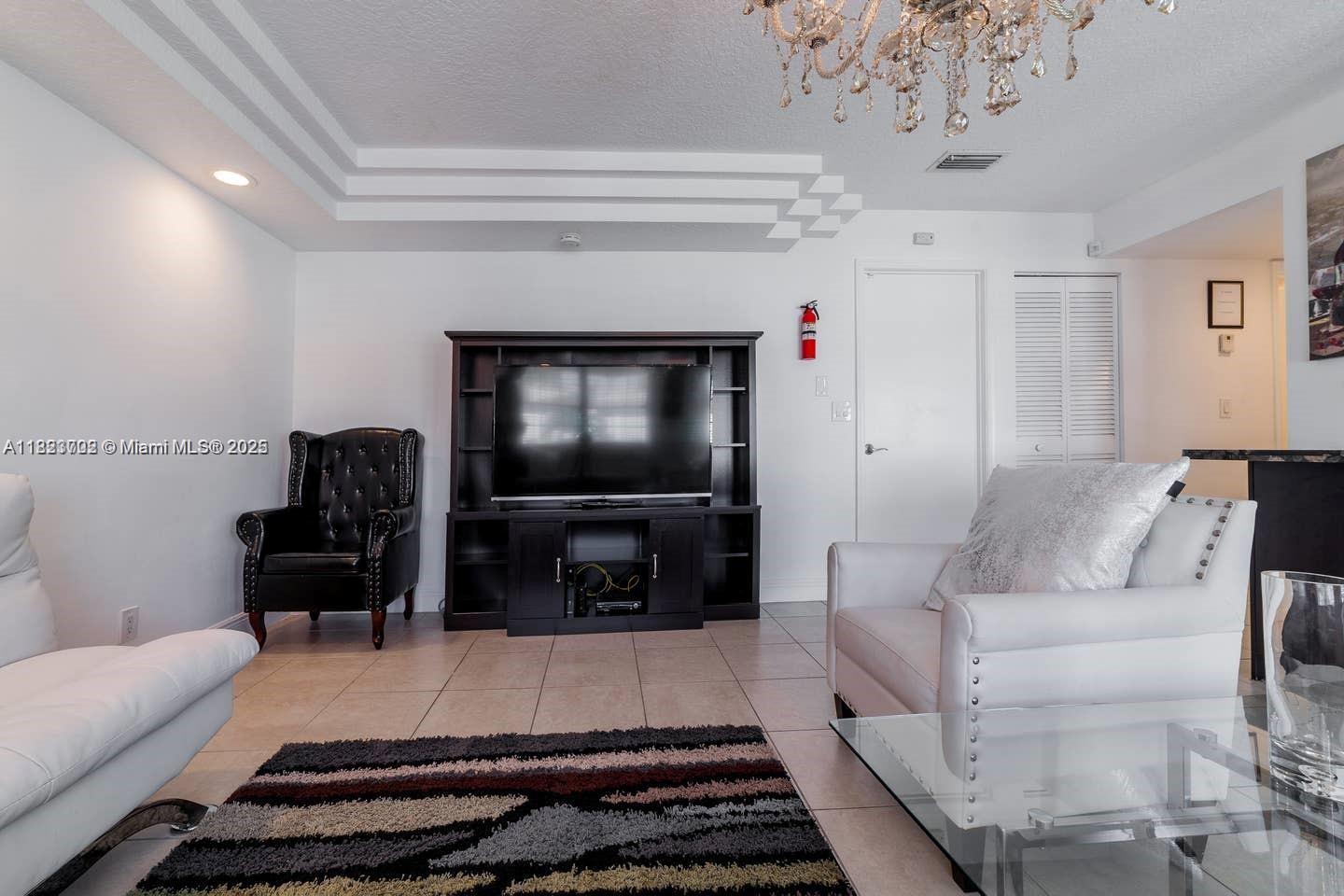CENTRAL DANIA HEIGHTS - Residential