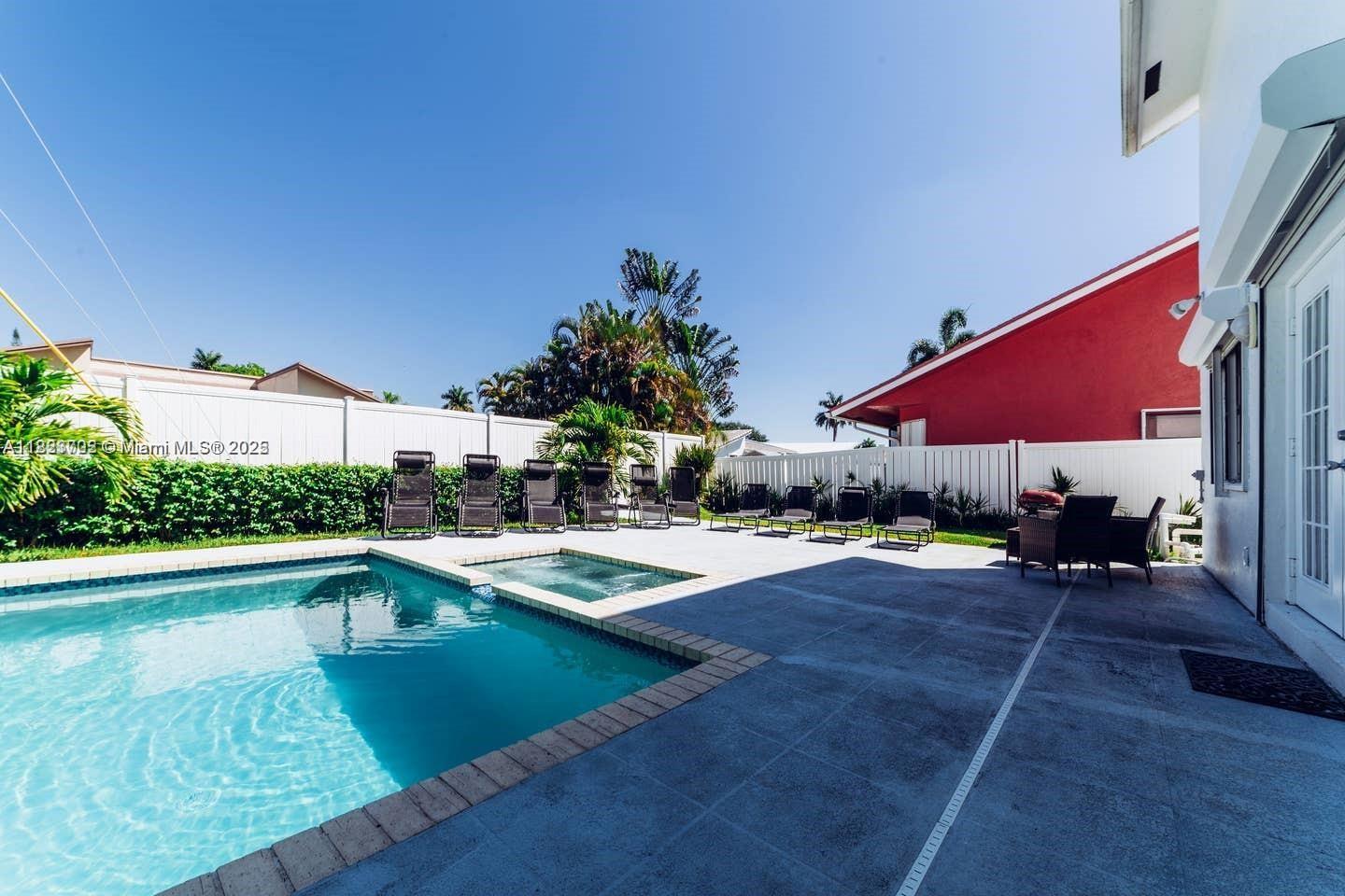 CENTRAL DANIA HEIGHTS - Residential
