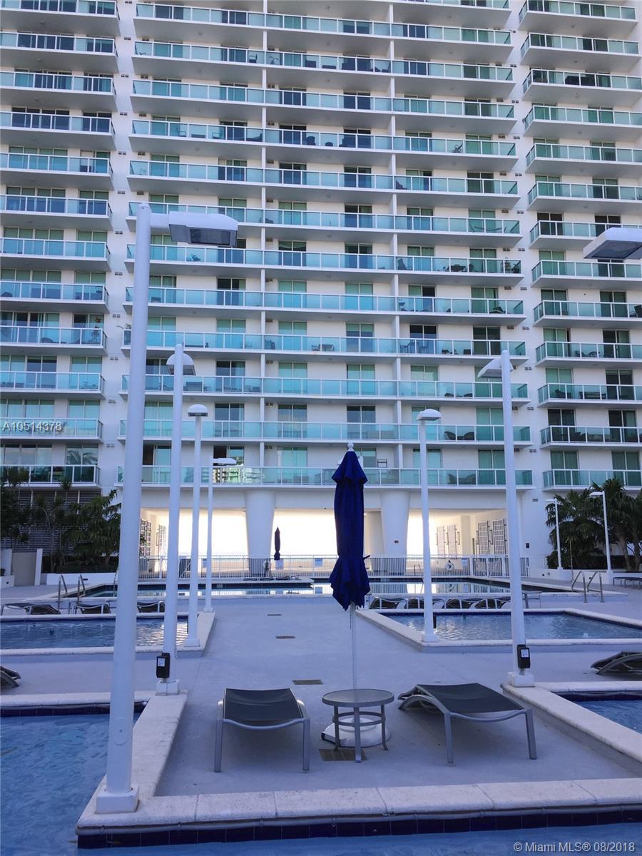 1800 CLUB CONDO - Residential Lease
