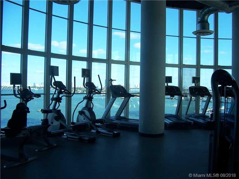 1800 CLUB CONDO - Residential Lease