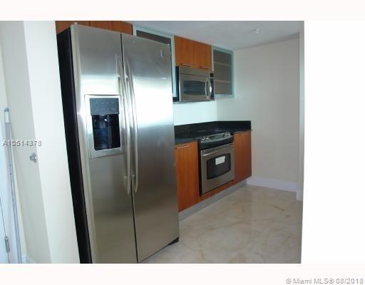 1800 CLUB CONDO - Residential Lease