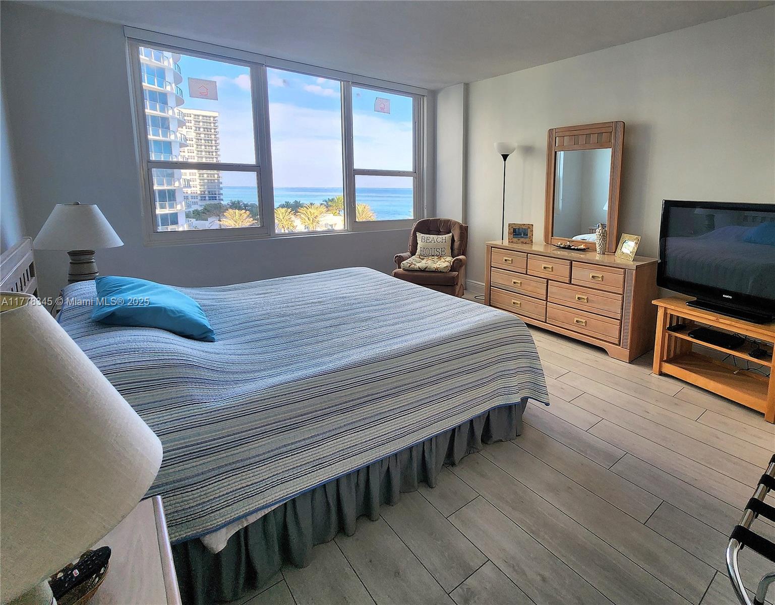 ALEXANDER TOWERS CONDO - Residential Lease