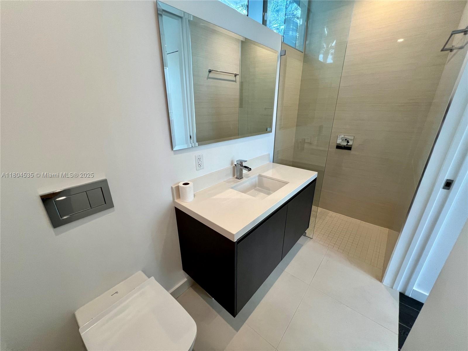 PARAMOUNT MIAMI WORLDCENT - Residential