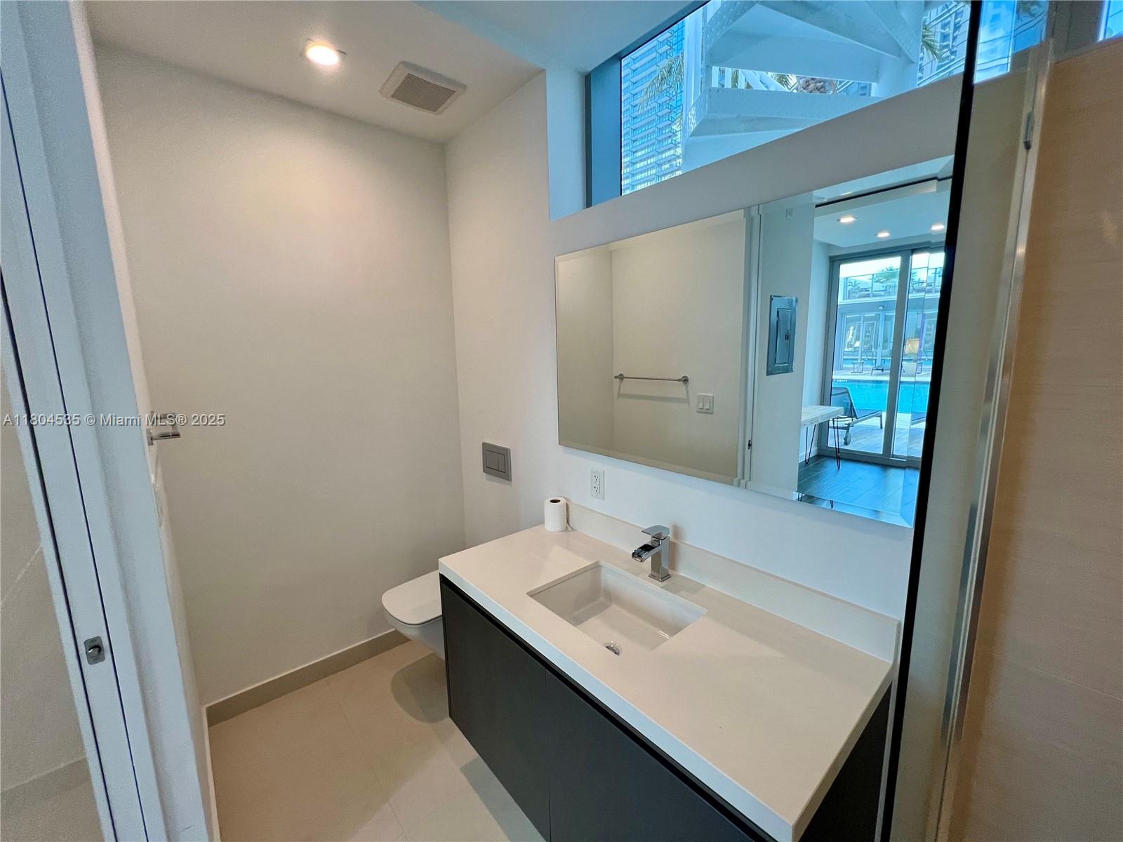 PARAMOUNT MIAMI WORLDCENT - Residential