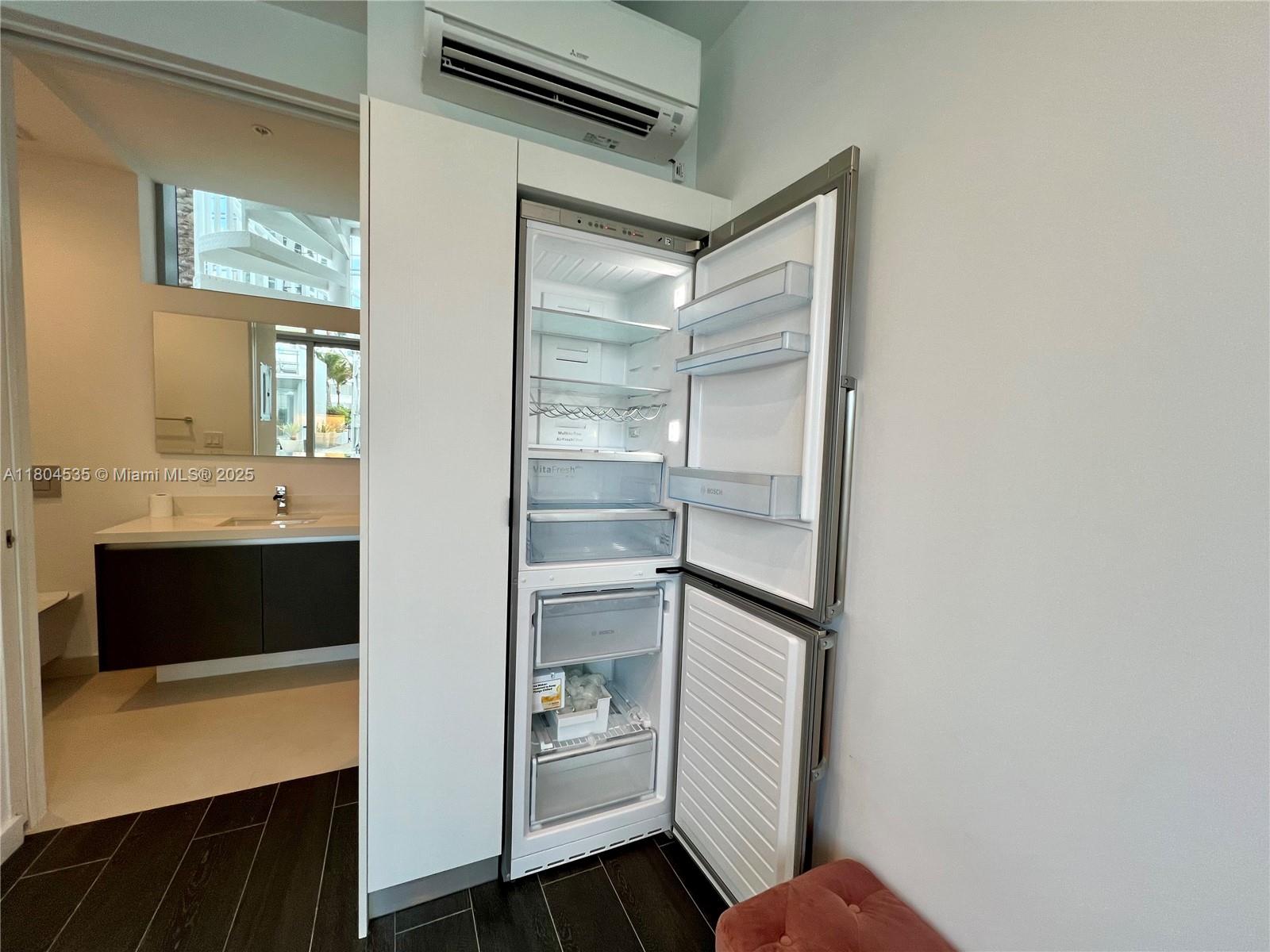 PARAMOUNT MIAMI WORLDCENT - Residential