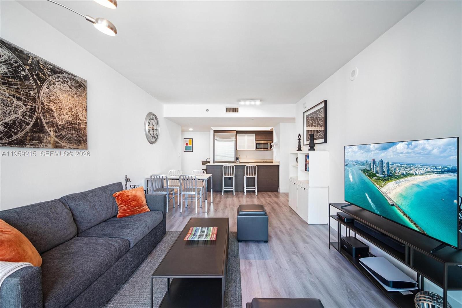 500 Brickell Ave 1903