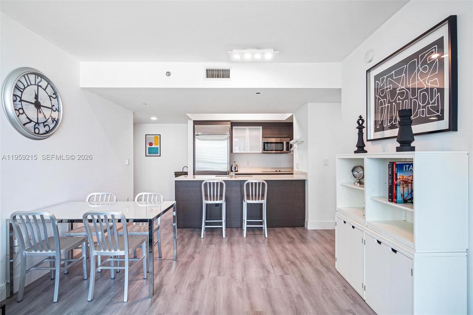 500 Brickell Ave 1903