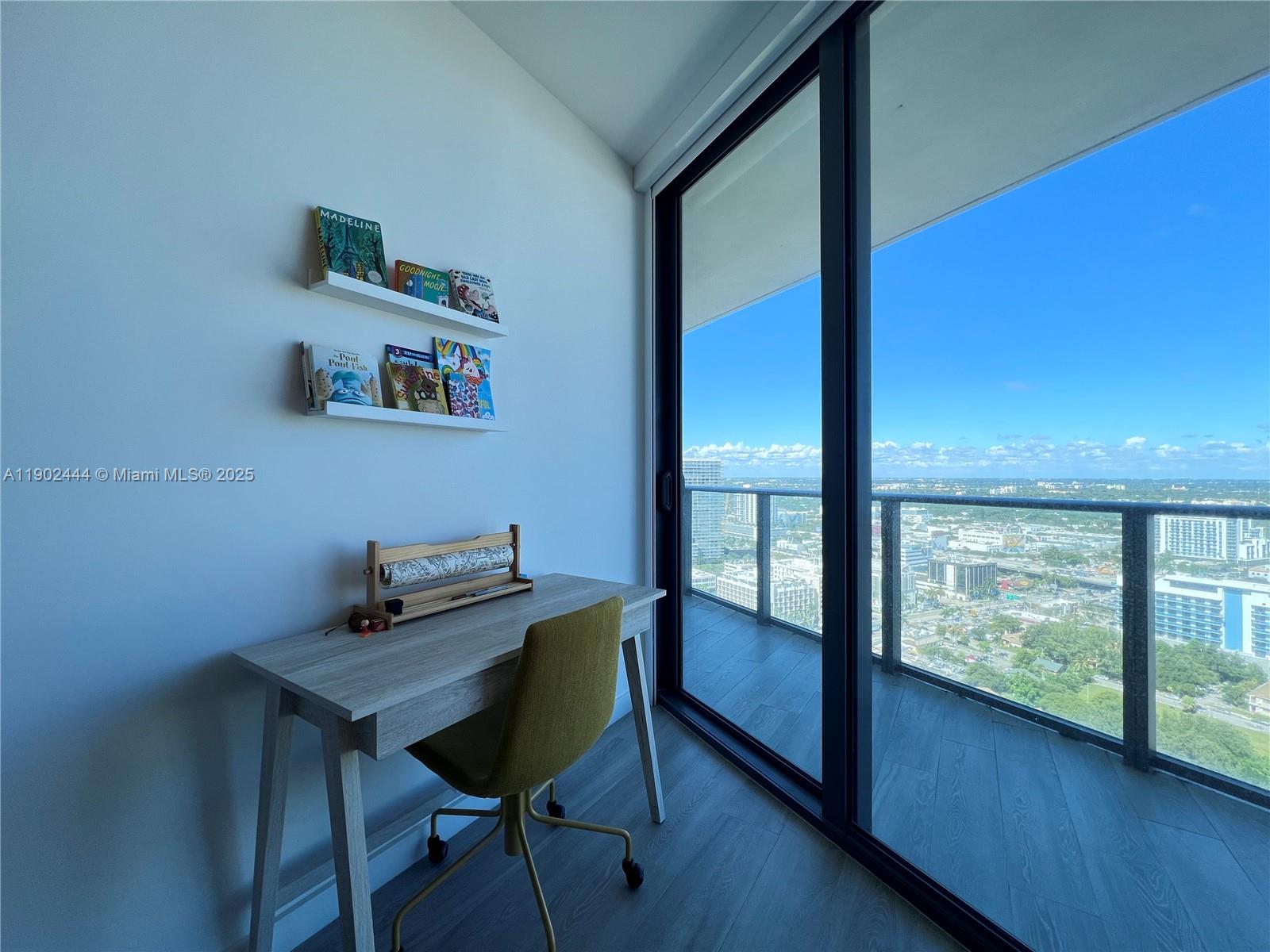 PARAISO BAYVIEWS CONDO - Residential Lease
