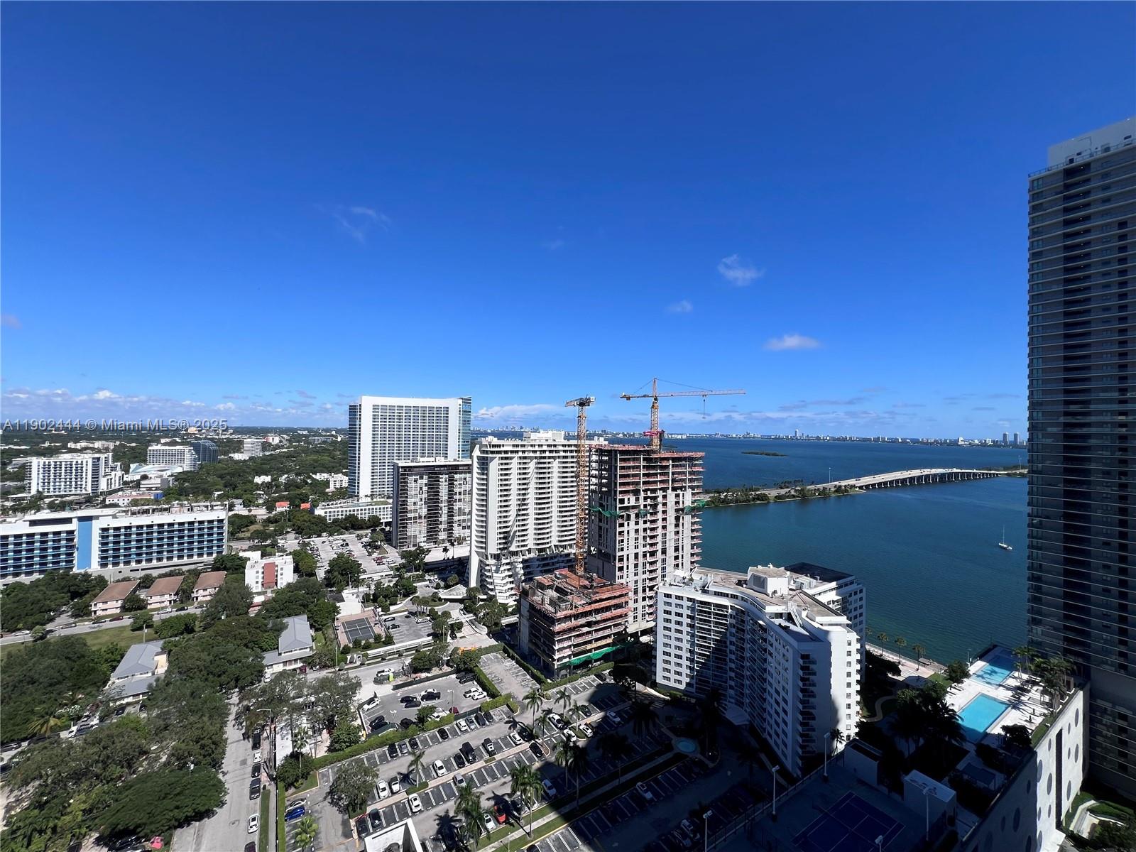 PARAISO BAYVIEWS CONDO - Residential Lease