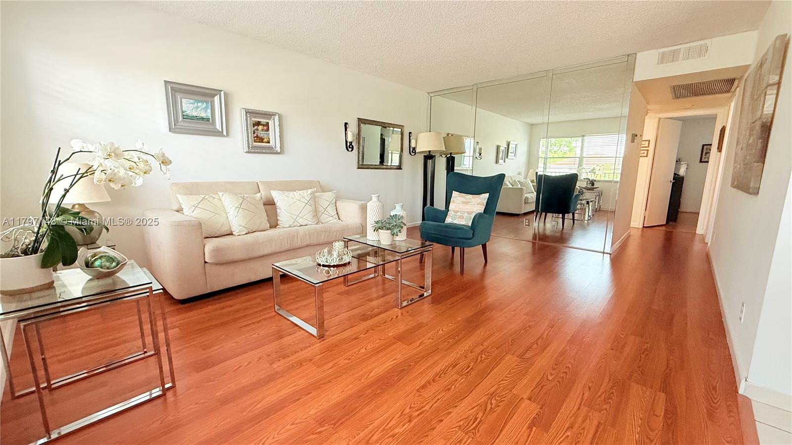 13450 Sw 3rd St 308D, Pembroke Pines, Miami-Dade County, Florida - 2 Bedrooms  
2 Bathrooms - 