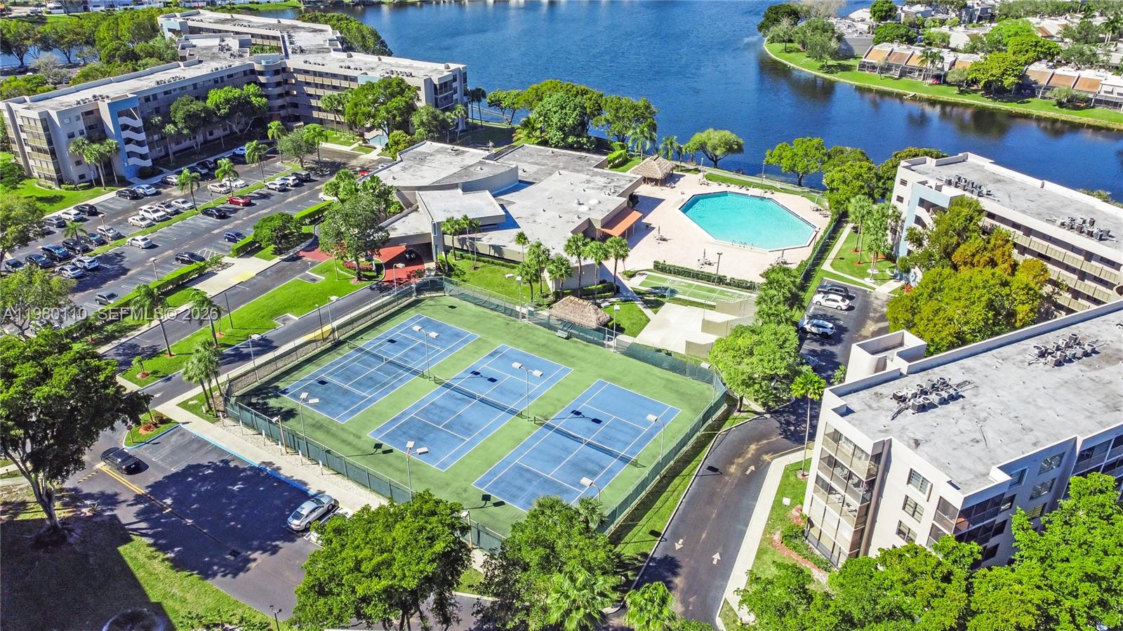 COLONY POINT 5 CONDO - Residential