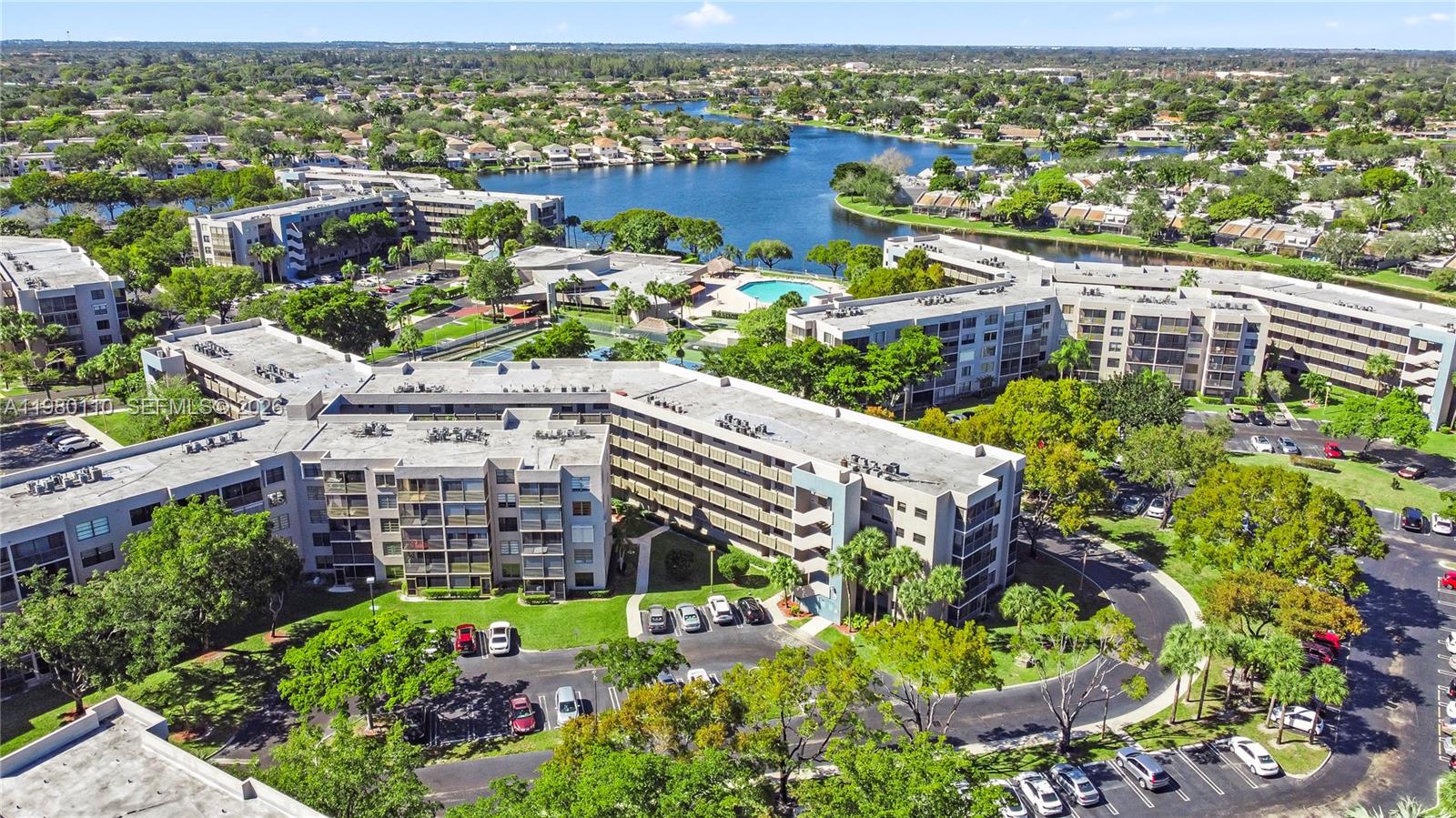 COLONY POINT 5 CONDO - Residential