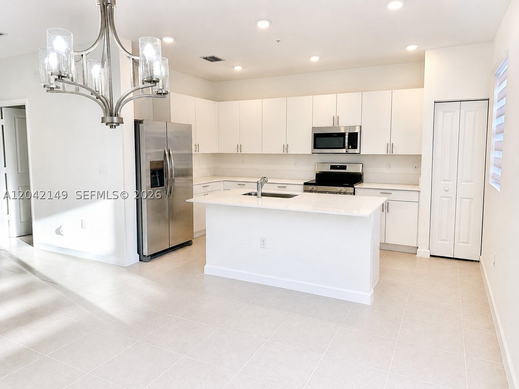 Photo of 114 SW 184th Pl #114, Pembroke Pines, FL 33029 (MLS # A12042149)