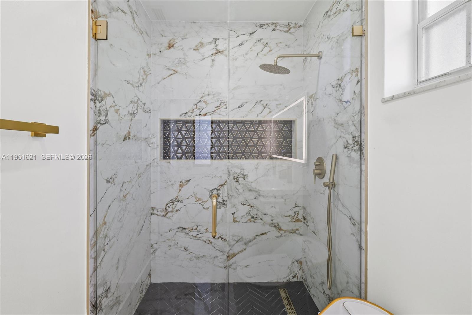 HOLLYWOOD HILLS NORTH SEC - Residential