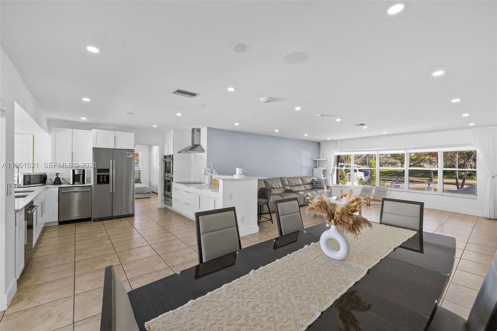 HOLLYWOOD HILLS NORTH SEC - Residential