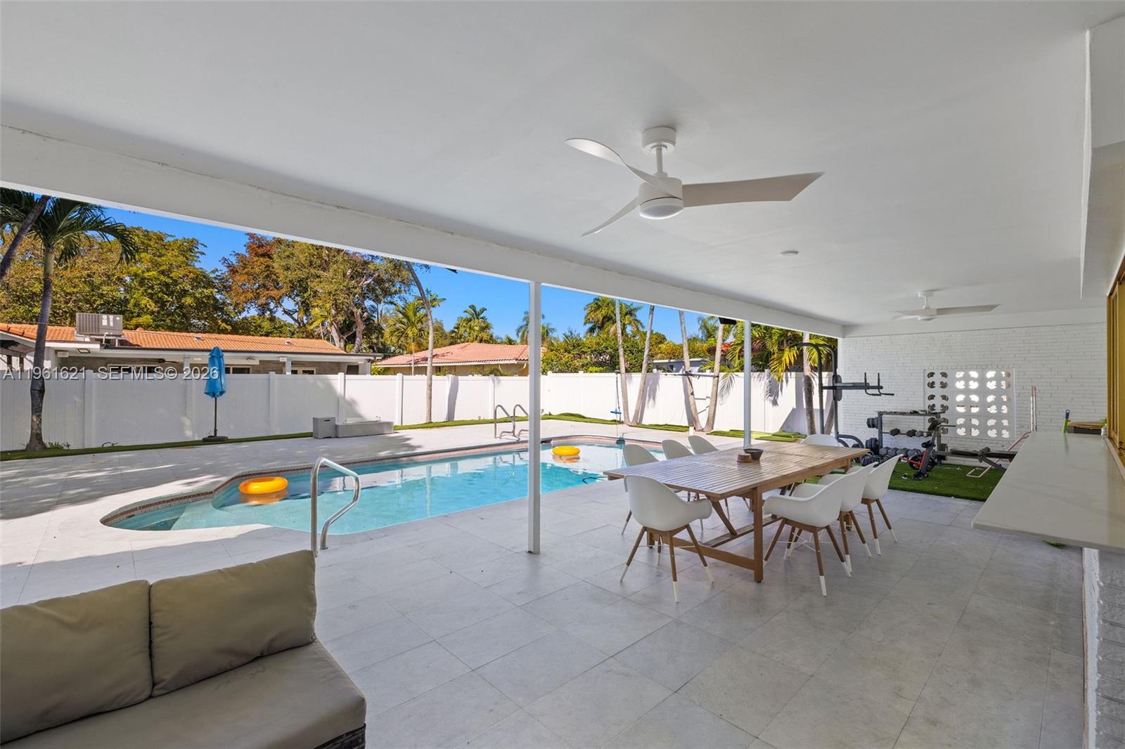 HOLLYWOOD HILLS NORTH SEC - Residential