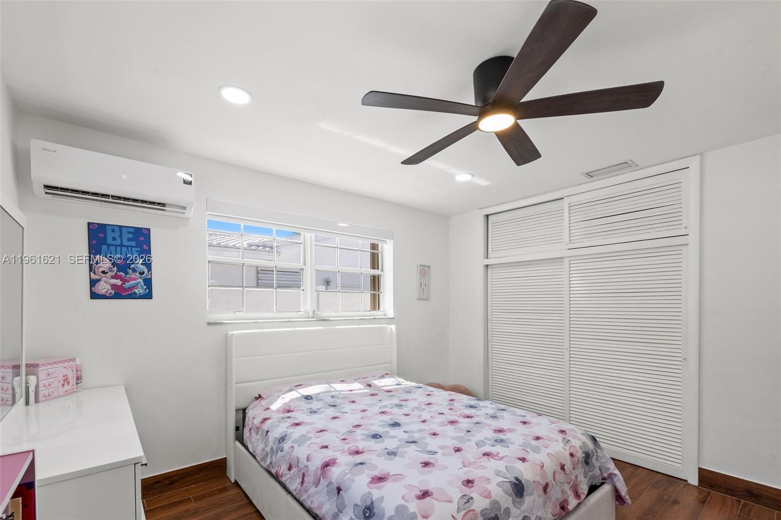 HOLLYWOOD HILLS NORTH SEC - Residential