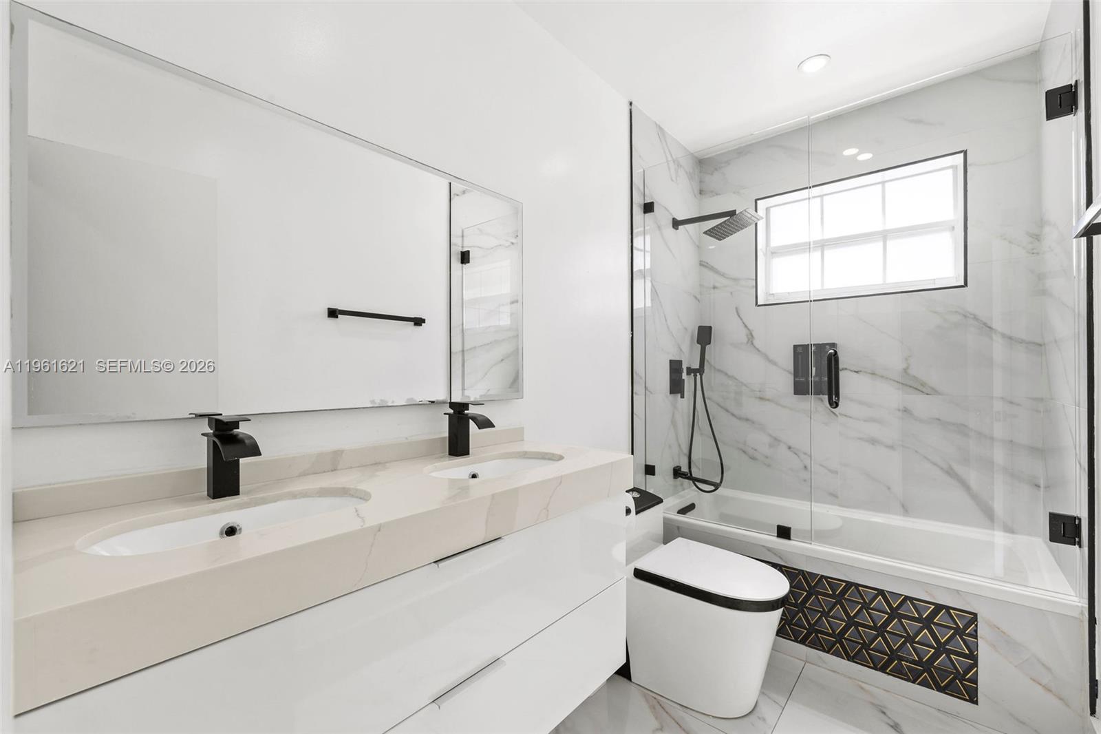 HOLLYWOOD HILLS NORTH SEC - Residential