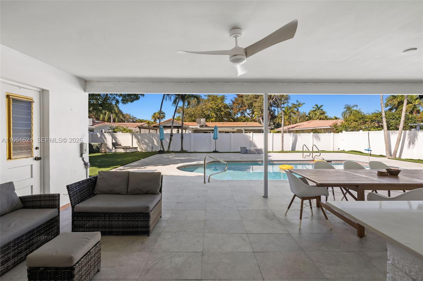 HOLLYWOOD HILLS NORTH SEC - Residential