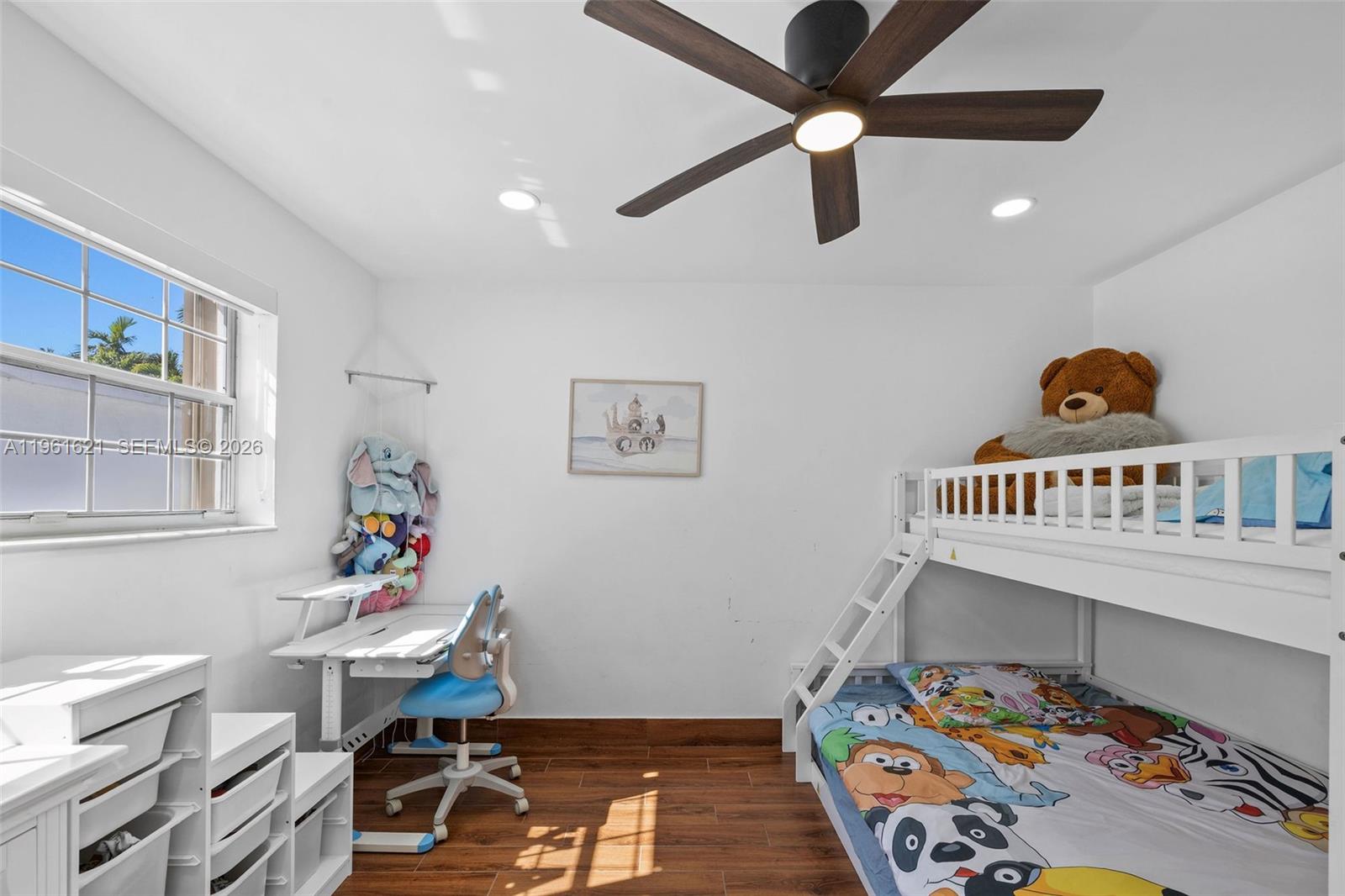 HOLLYWOOD HILLS NORTH SEC - Residential