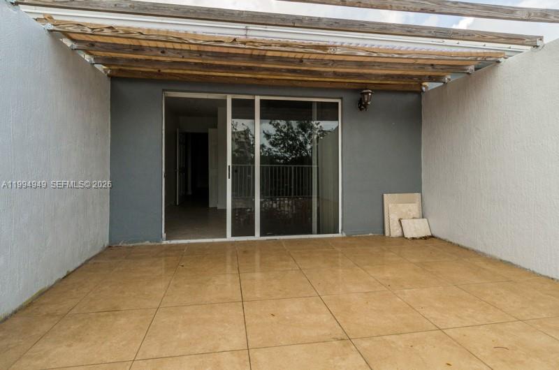 BIRD GROVE CONDO - Residential