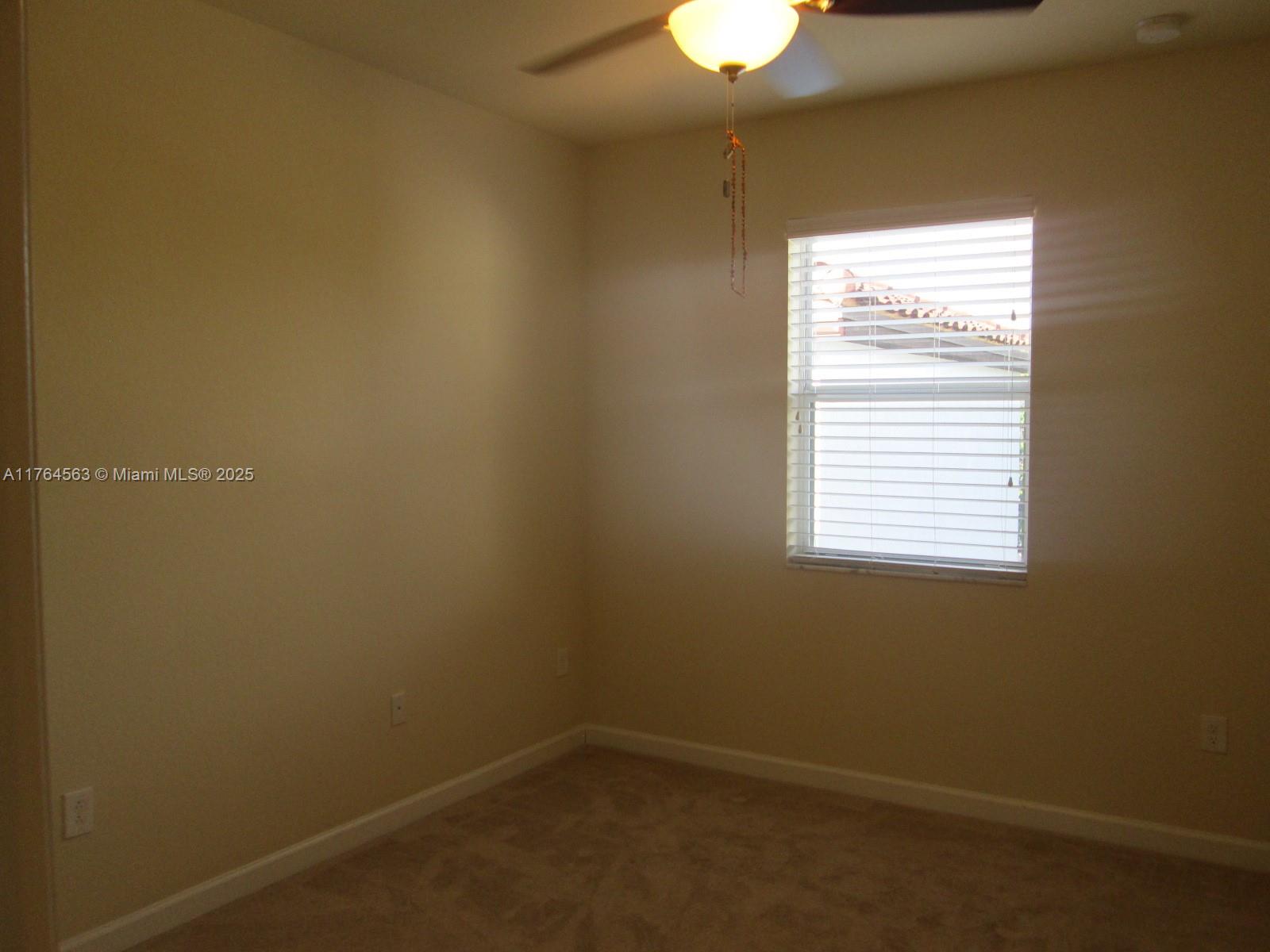 KENDALL COMMONS RESIDENTI - Residential