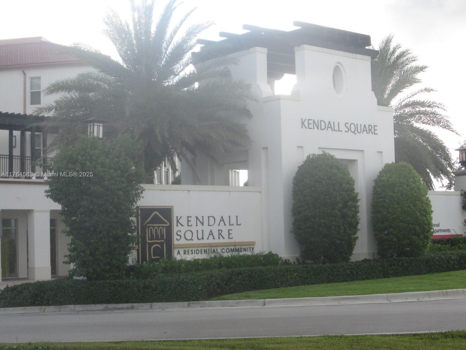 KENDALL COMMONS RESIDENTI - Residential